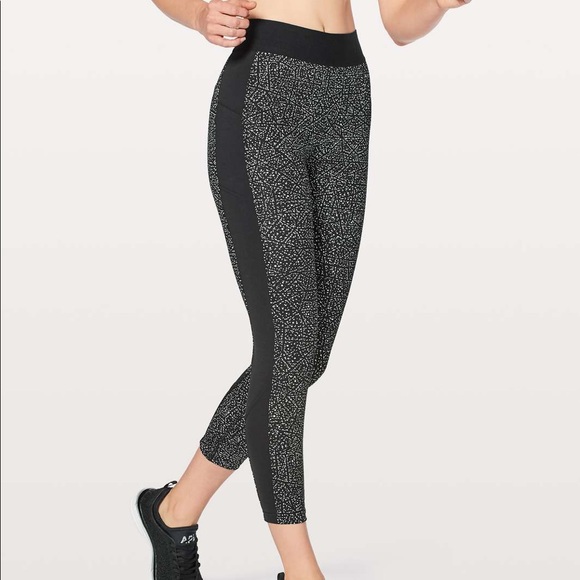 Lululemon box it out tight/leggings - Picture 3 of 4